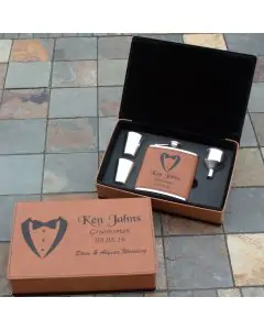 Leatherette Flask Set